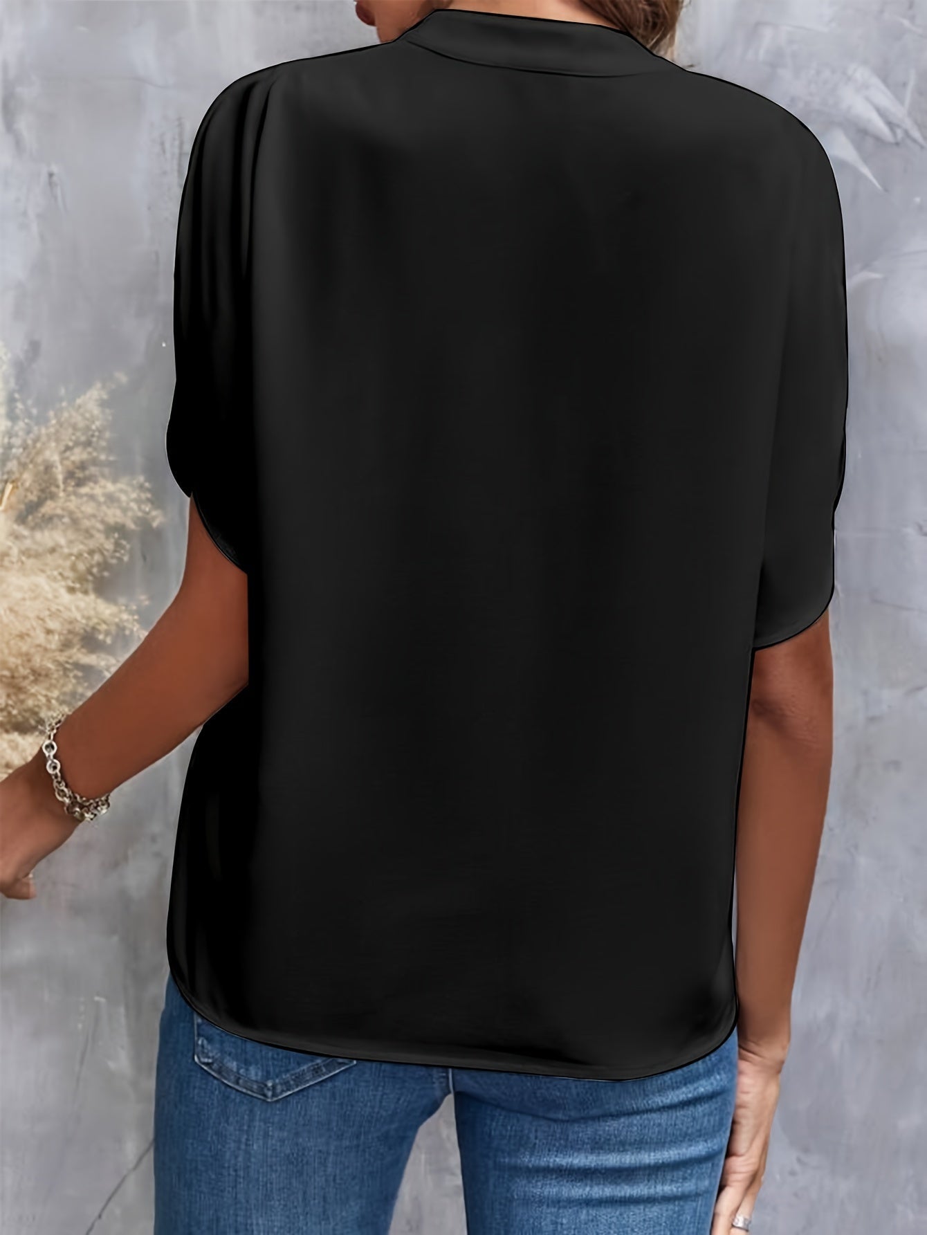 Velmora - Elegant Chic Blouse