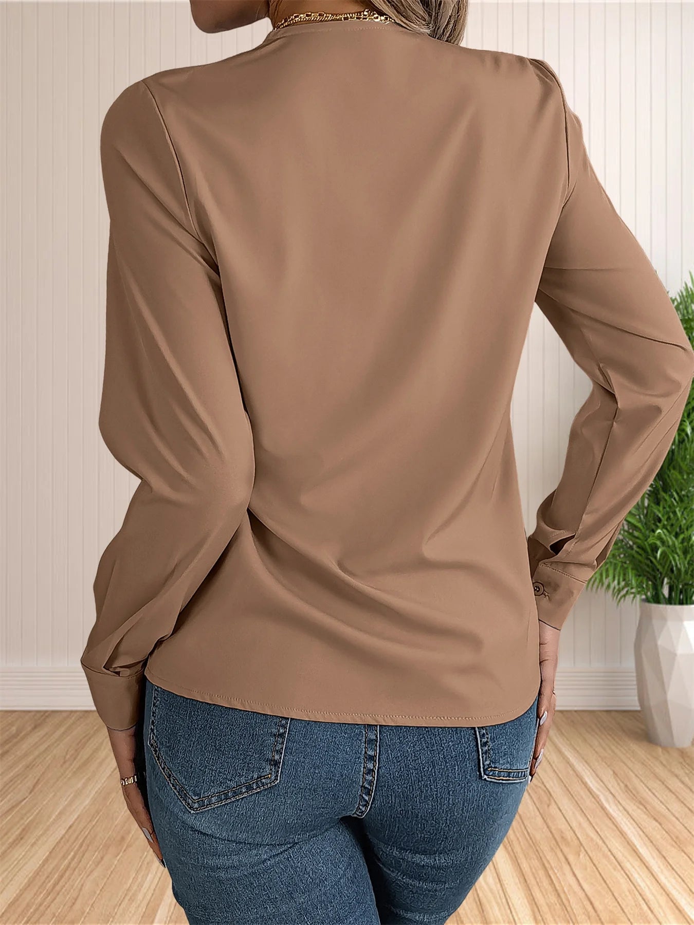 Ivy - Chic Pleated Blouse