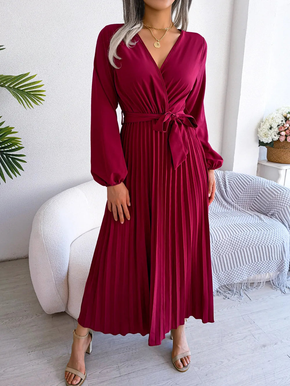 Vivienne – Timeless Fold Flair