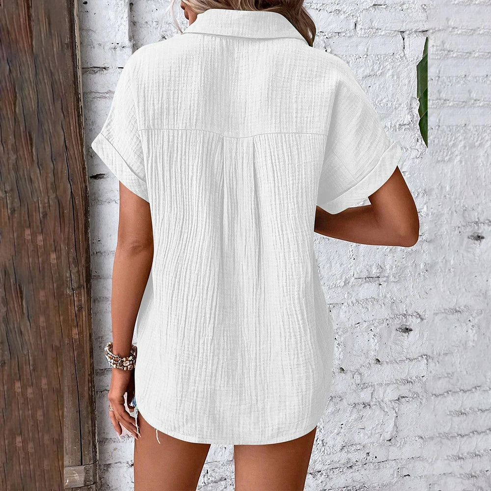 Lunora – Soft Button Muse