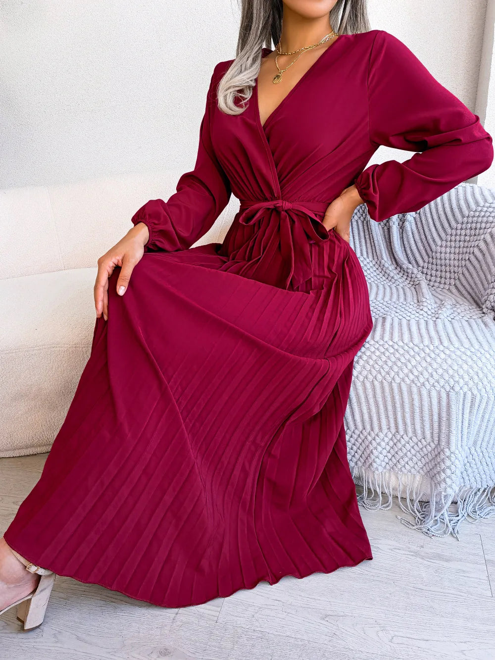 Vivienne – Timeless Fold Flair