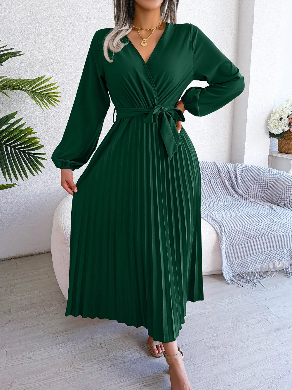 Vivienne – Timeless Fold Flair