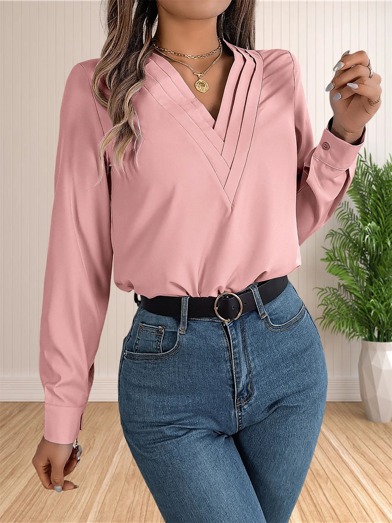 Ivy - Chic Pleated Blouse