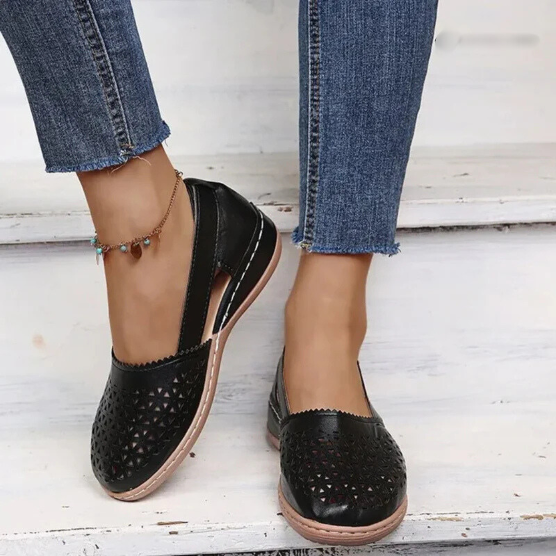 Sierra - Relaxed Stride Shoes