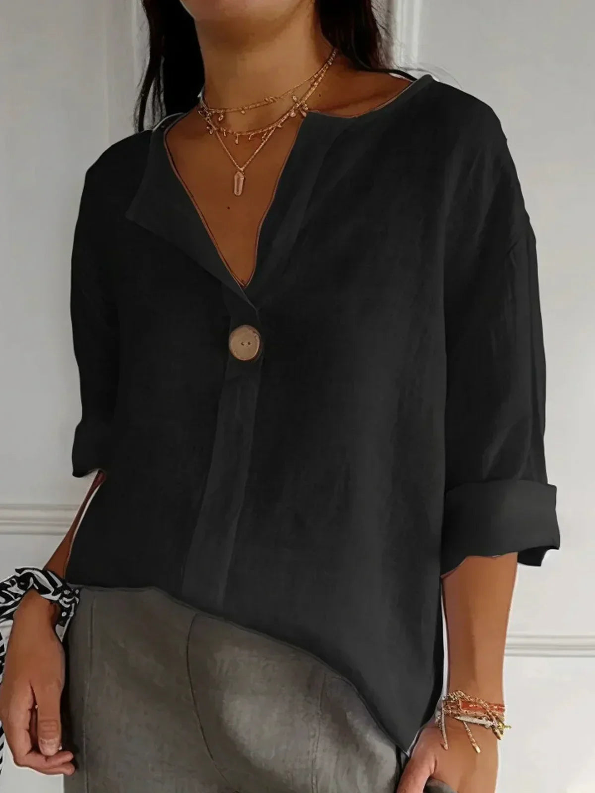 The Jessa - Casual V-Neck Blouse