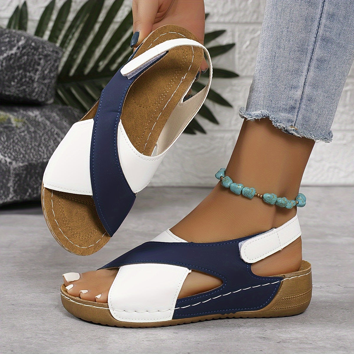 Laura - Comfortable Orthopedic Sandals